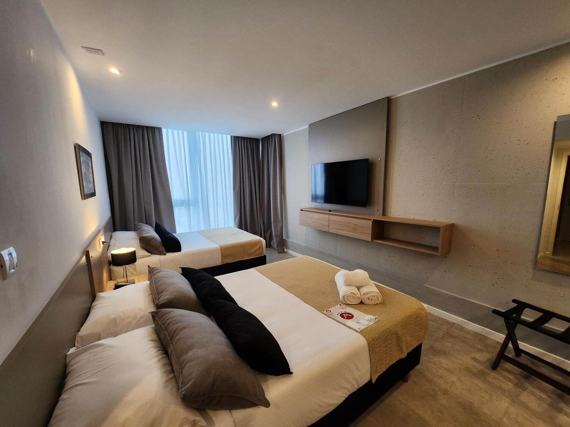Hotel Amerian &