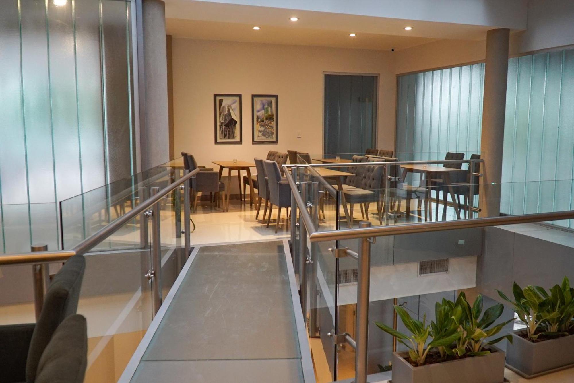 Hotel Amerian & 4*